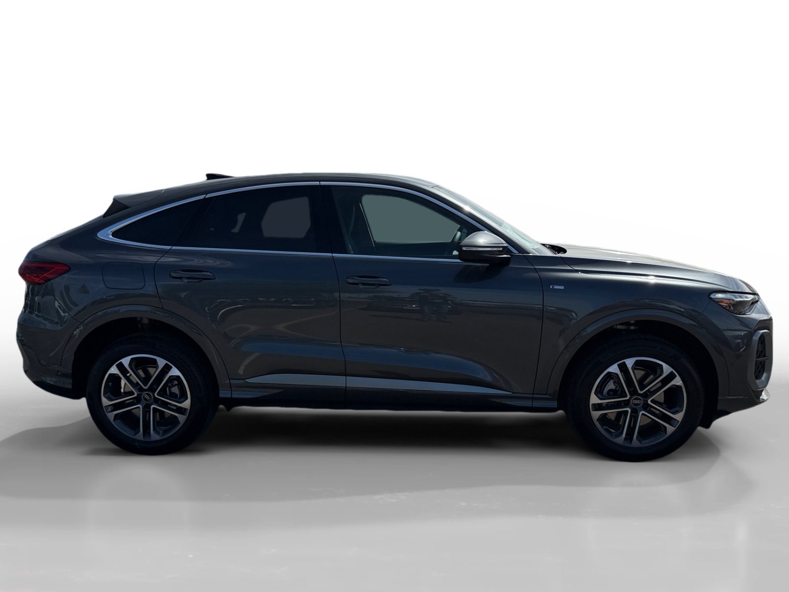 New 2026 Audi Q5 Premium Plus AWD/4WD image 6