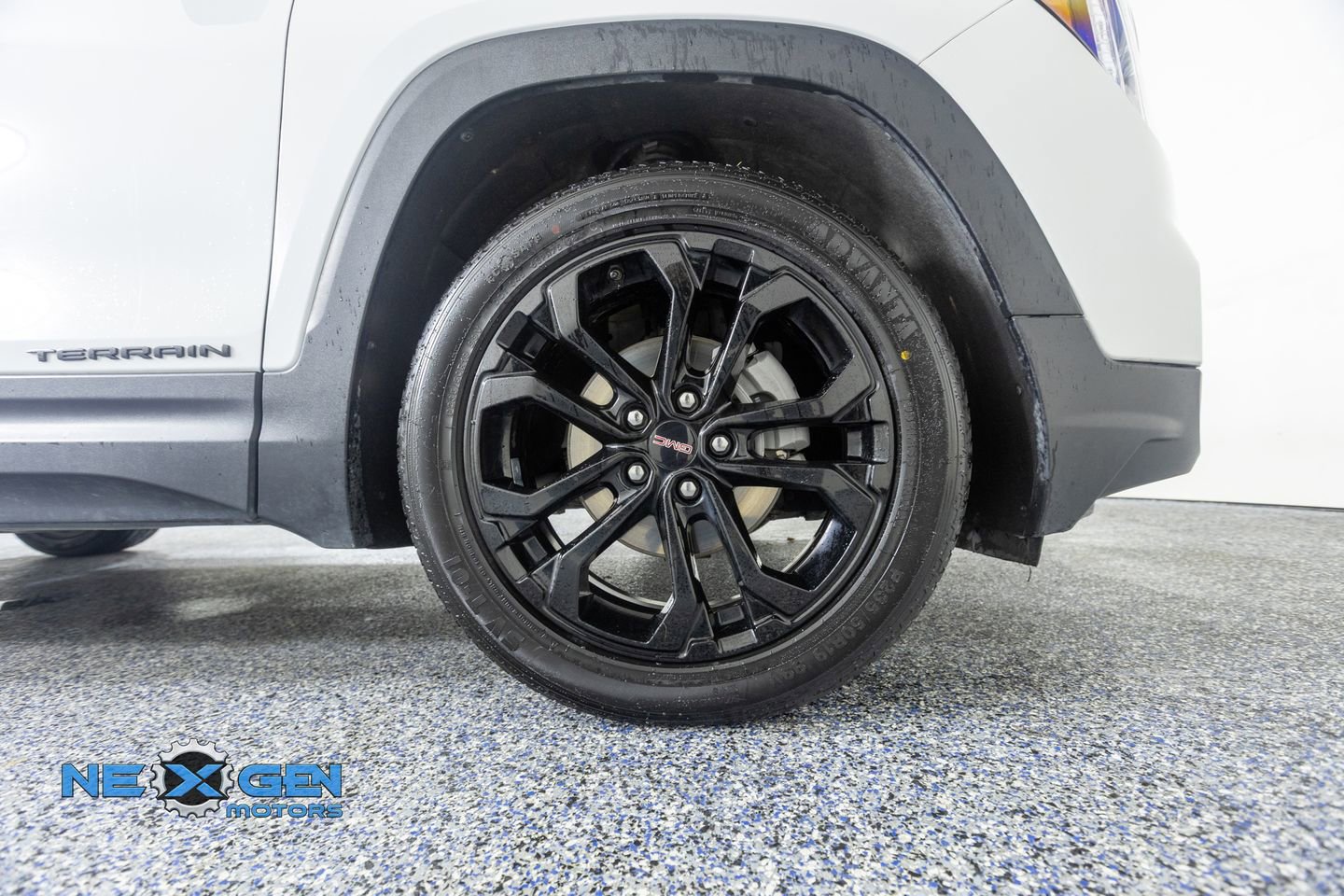 Used 2022 GMC Terrain SLE w/ Driver Convenience Package image 43