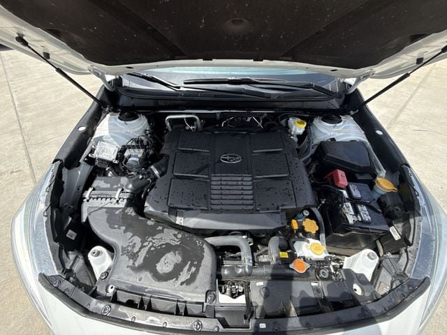 Used 2019 Subaru Outback 3.6R Touring AWD/4WD image 26