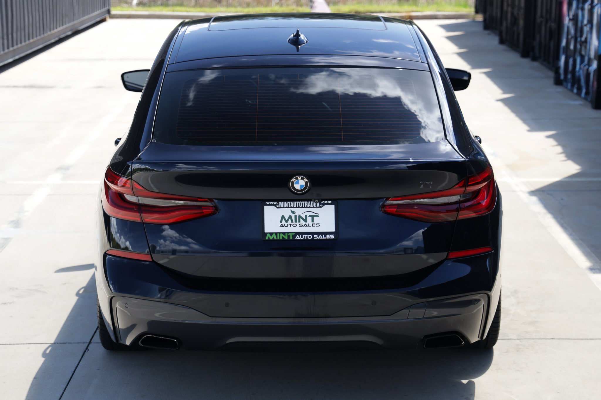 Used 2018 BMW 640i Gran Turismo xDrive w/ M Sport Package AWD/4WD image 13