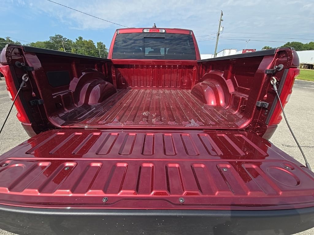 New 2026 RAM 1500 Big Horn AWD/4WD image 15