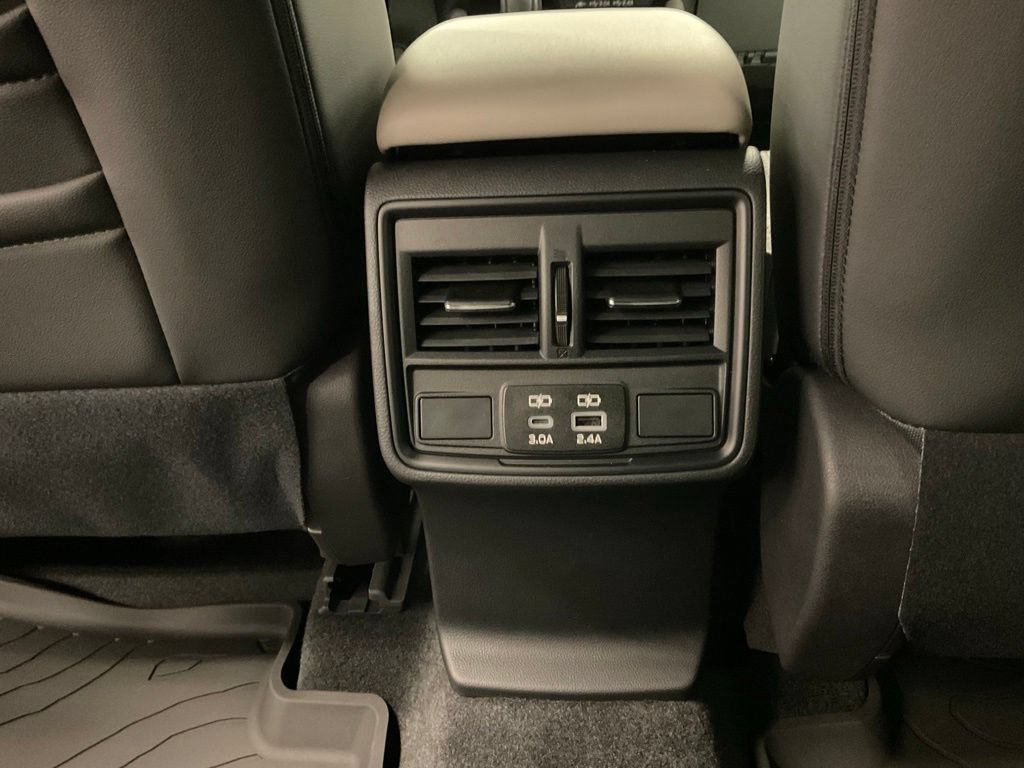 New 2026 Subaru Forester Premium AWD/4WD image 34