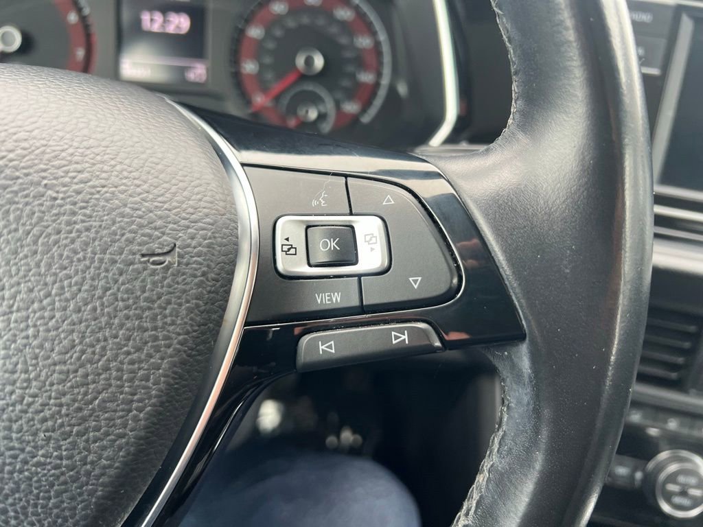 Used 2019 Volkswagen Jetta SE image 36