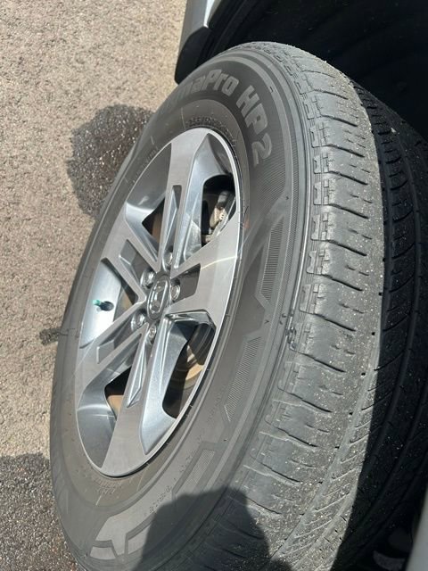 Used 2023 Honda Pilot EX-L image 4