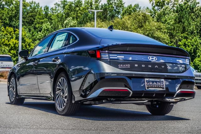 New 2026 Hyundai Sonata Limited FWD image 11
