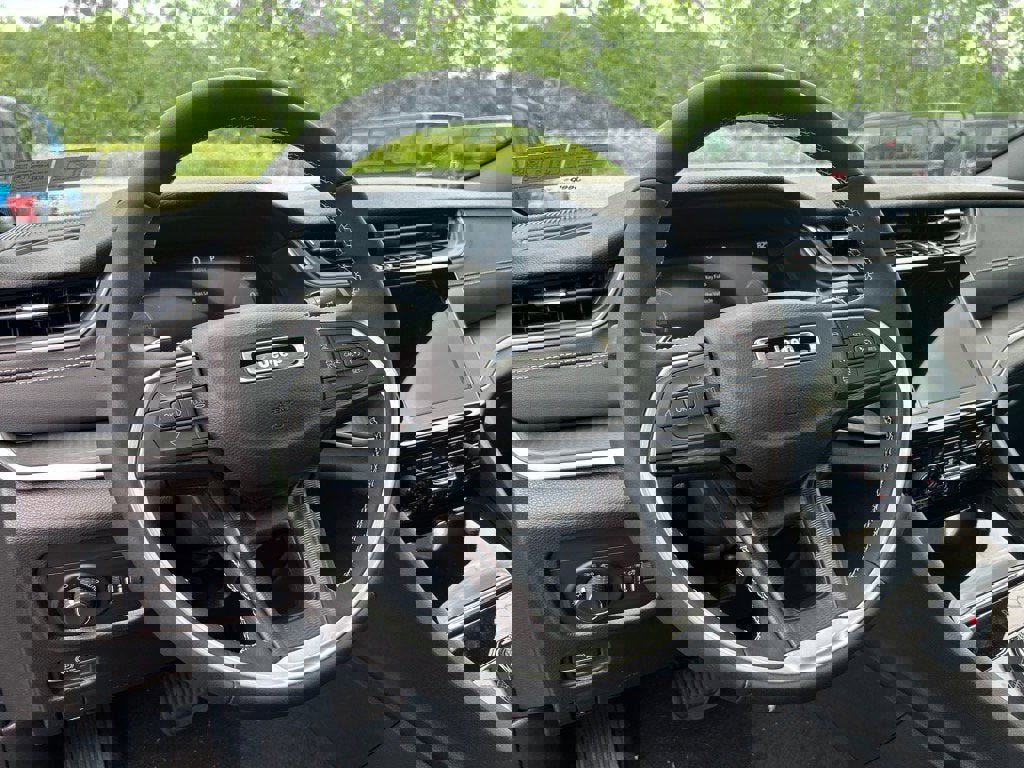 New 2025 Jeep Grand Cherokee 4WD image 6