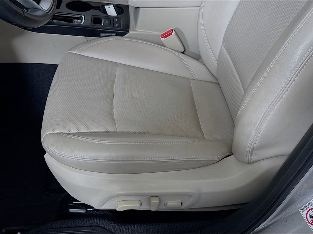 Used 2018 Subaru Outback 3.6R Limited image 20