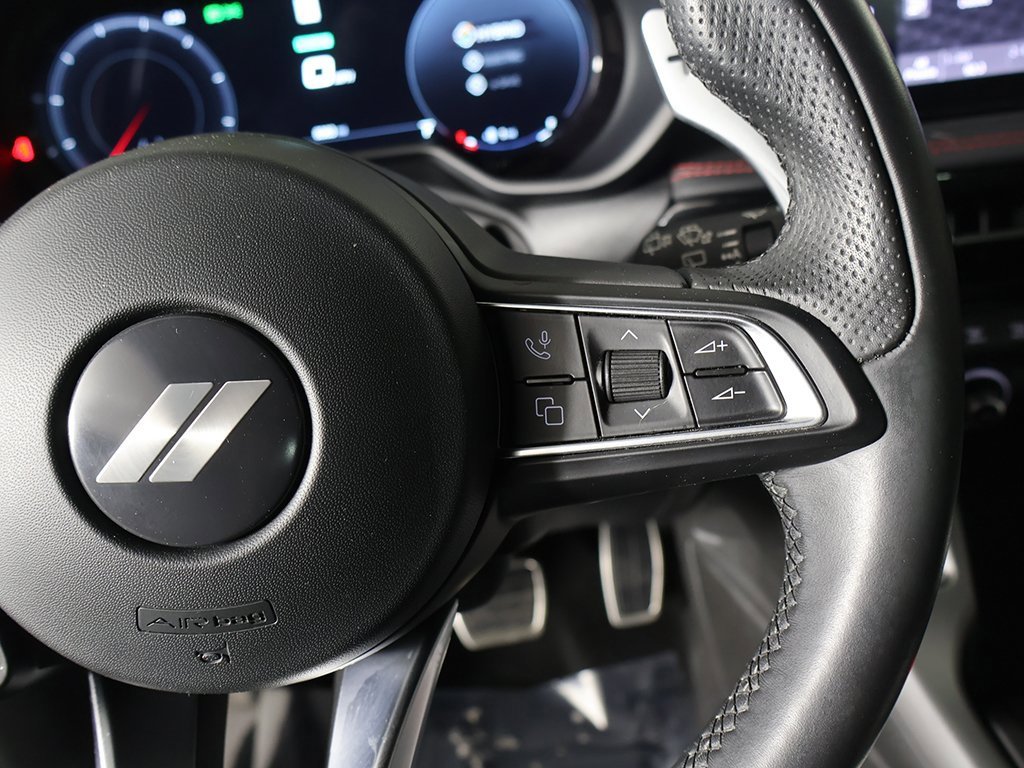 Used 2024 Dodge Hornet R/T image 39