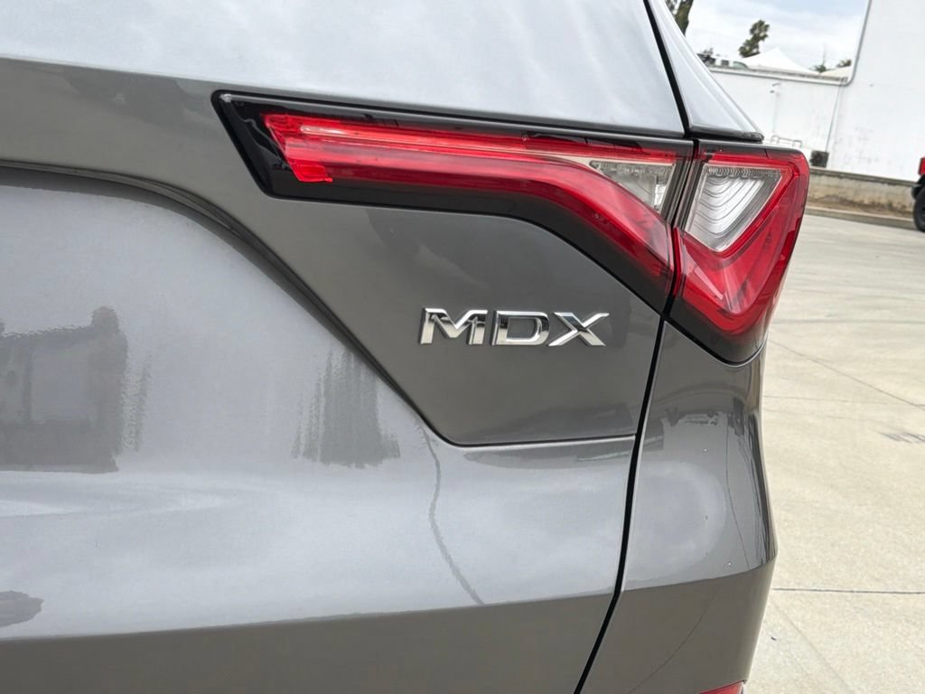 Used 2022 Acura MDX w/ Technology Package FWD image 15