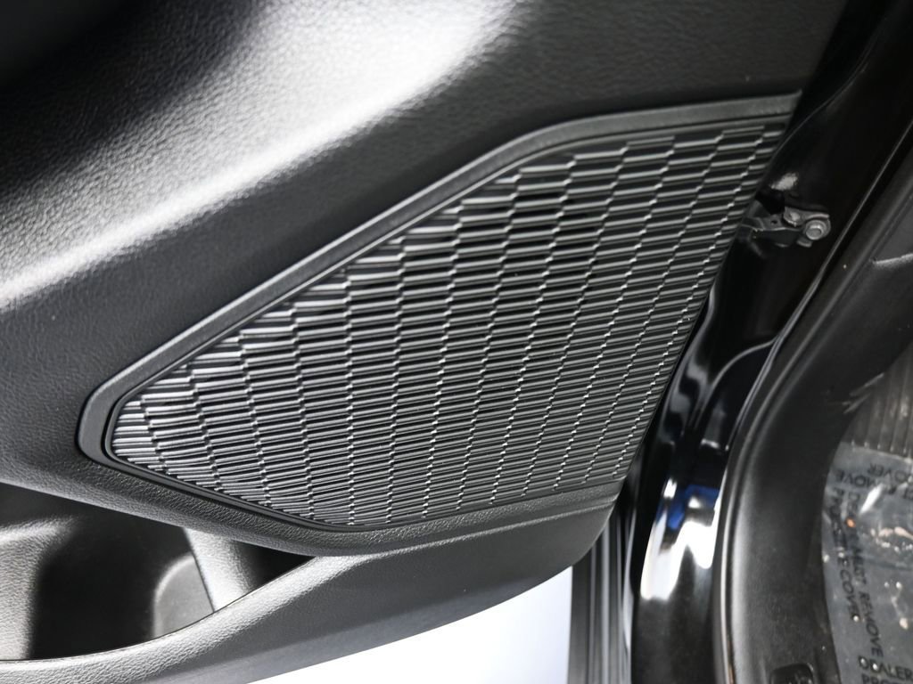 Used 2024 Jeep Grand Cherokee L Altitude image 15