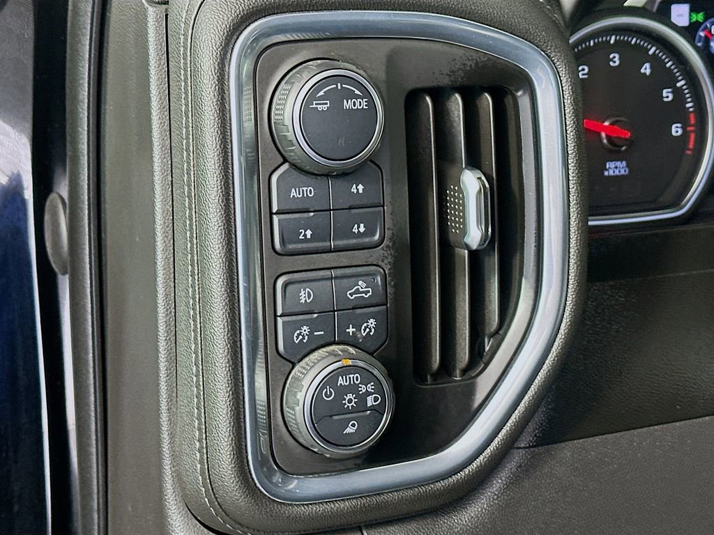 Used 2021 Chevrolet Silverado 1500 High Country image 10