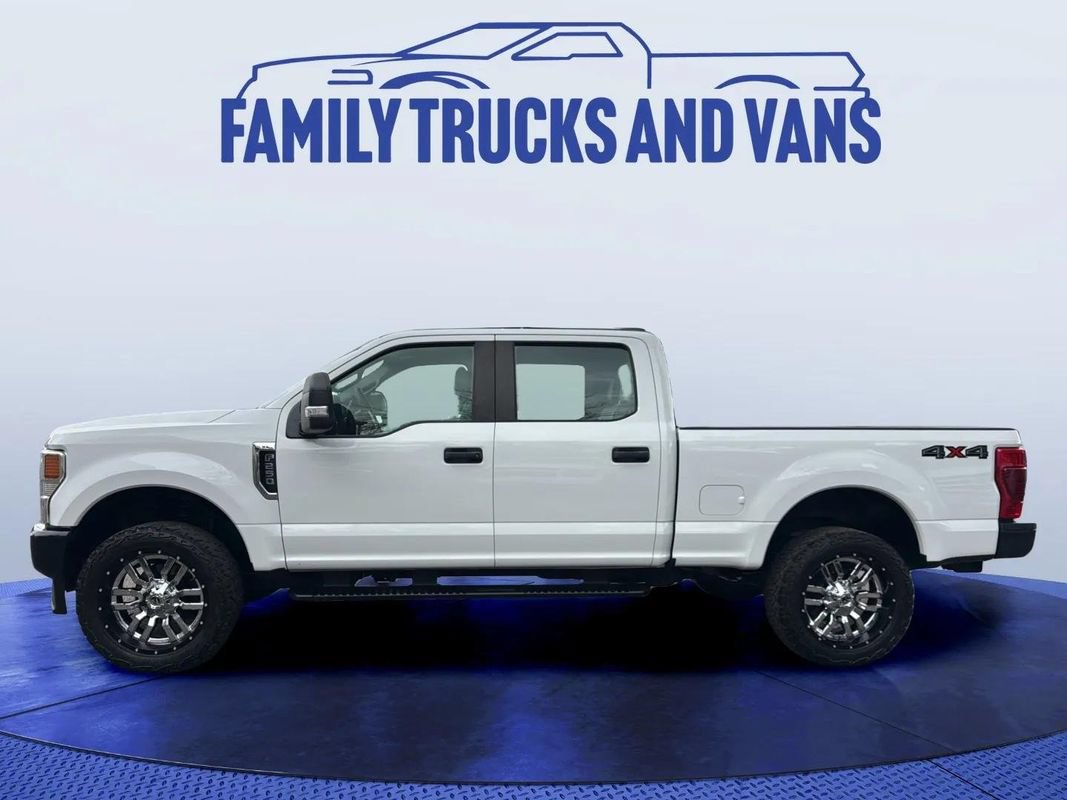 Used 2022 Ford F250 XL w/ Power Equipment Group AWD/4WD image 2