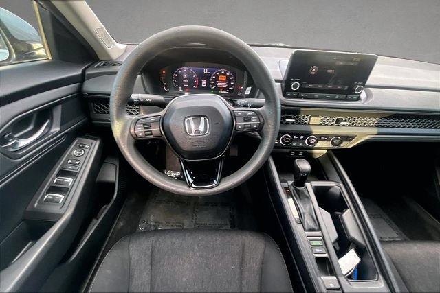 Used 2023 Honda Accord EX image 3