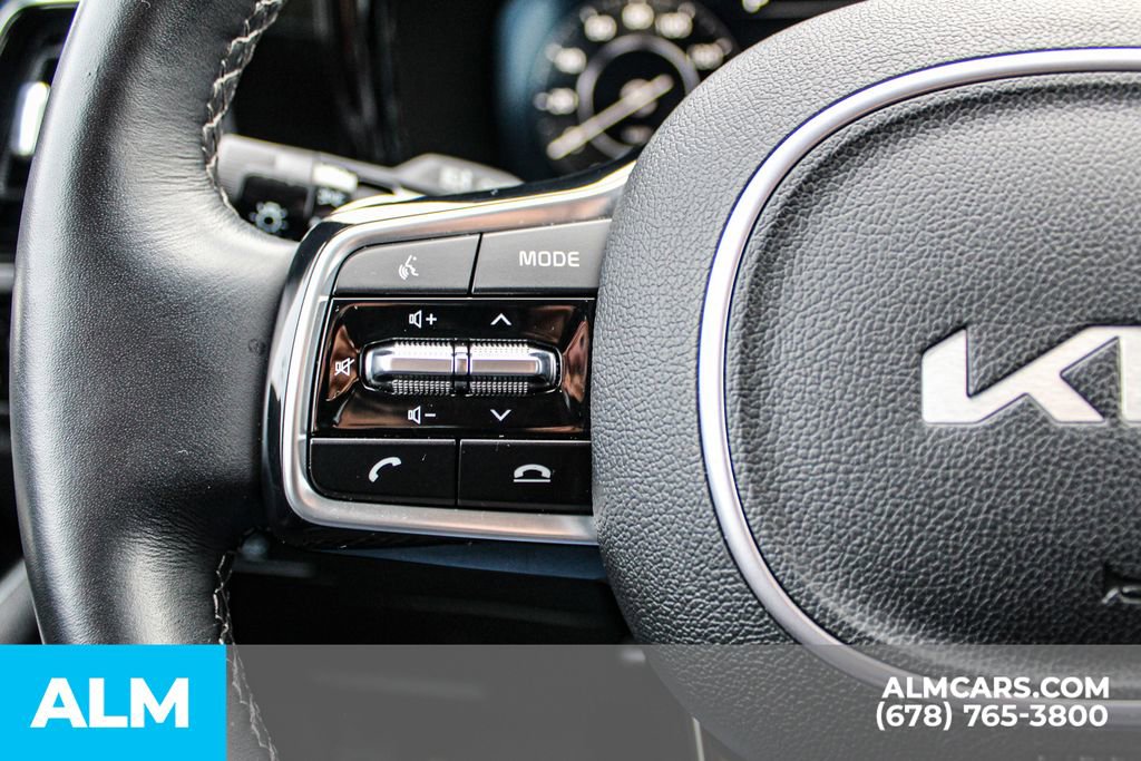 Used 2023 Kia Sorento SX image 29