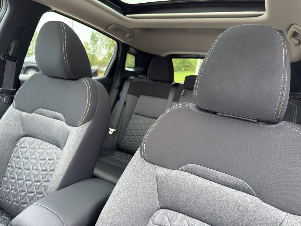 New 2026 Nissan Kicks SV w/ SV Premium Package image 27