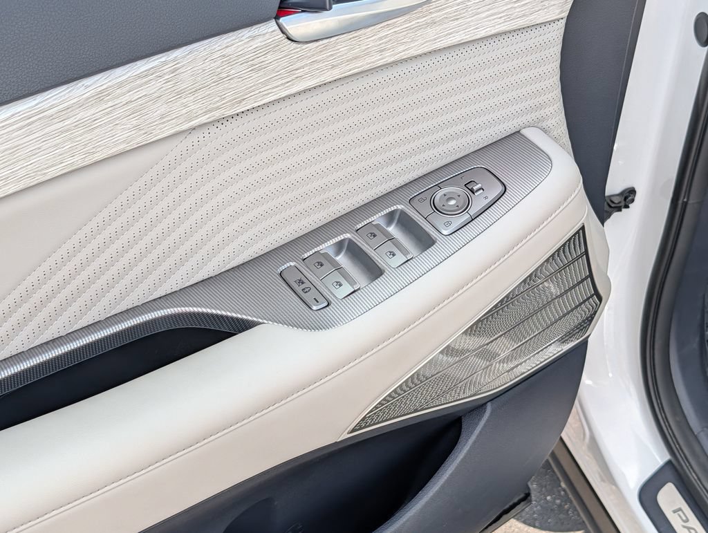 Used 2024 Hyundai Palisade Calligraphy AWD/4WD image 15