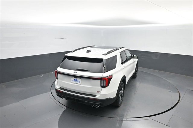 New 2026 Ford Explorer ST w/ Sun And Sound Package image 28