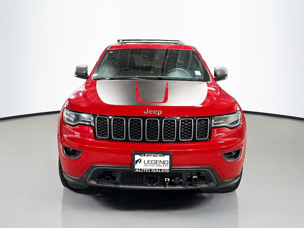 Used 2019 Jeep Grand Cherokee Trailhawk w/ Trailhawk Luxury Group AWD/4WD image 2