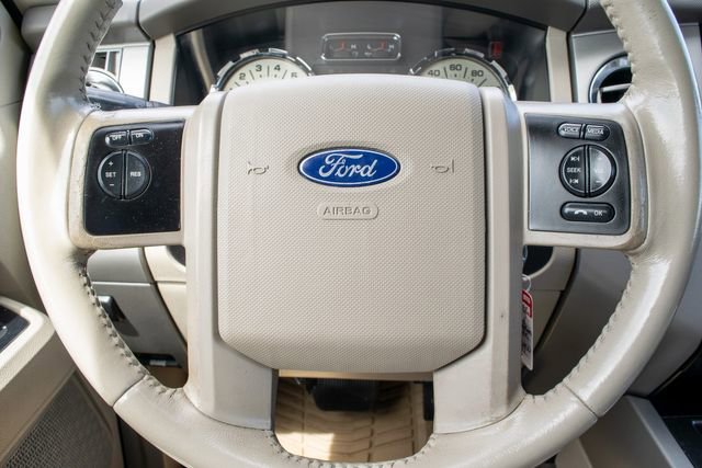 Used 2011 Ford Expedition EL Limited image 29