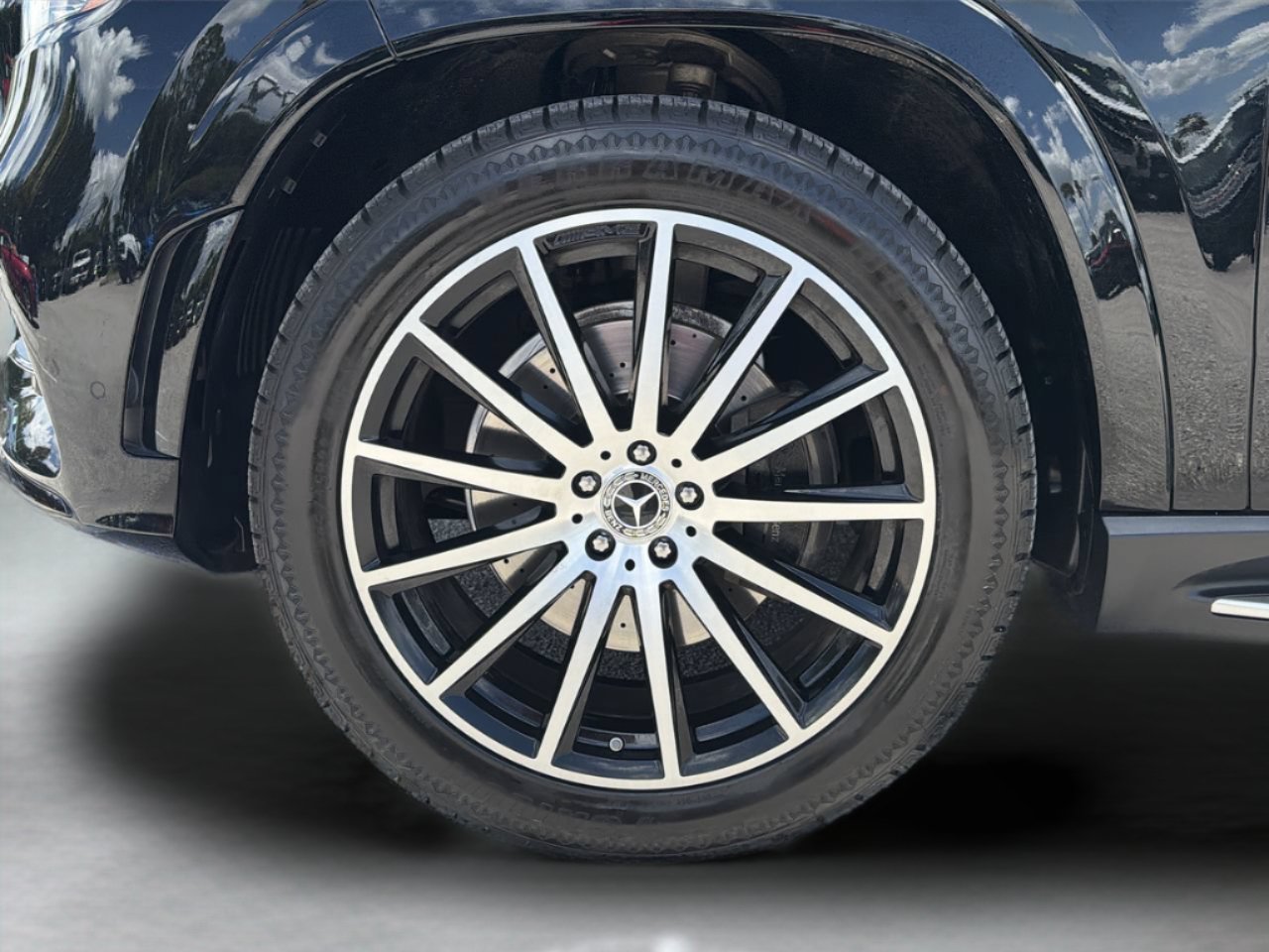 Used 2023 Mercedes-Benz GLS 450 4MATIC image 35