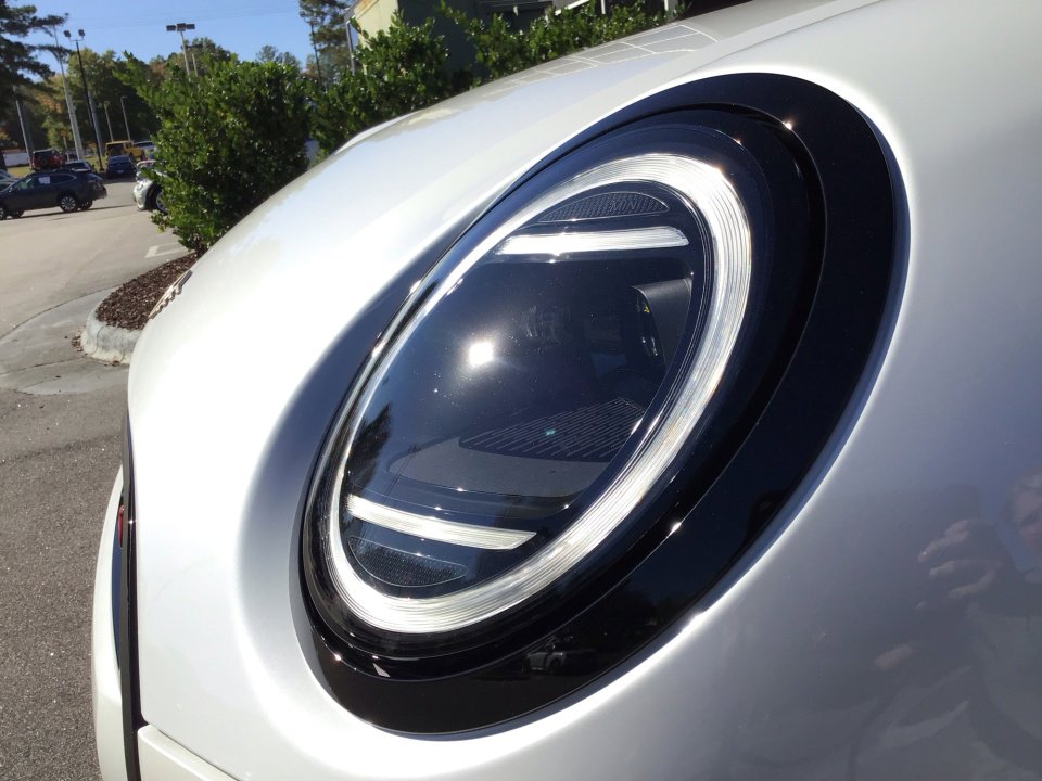 Certified 2025 MINI Cooper S image 26