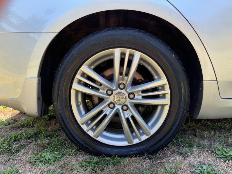 Used 2012 INFINITI G37 x Sedan w/ Premium Pkg image 29