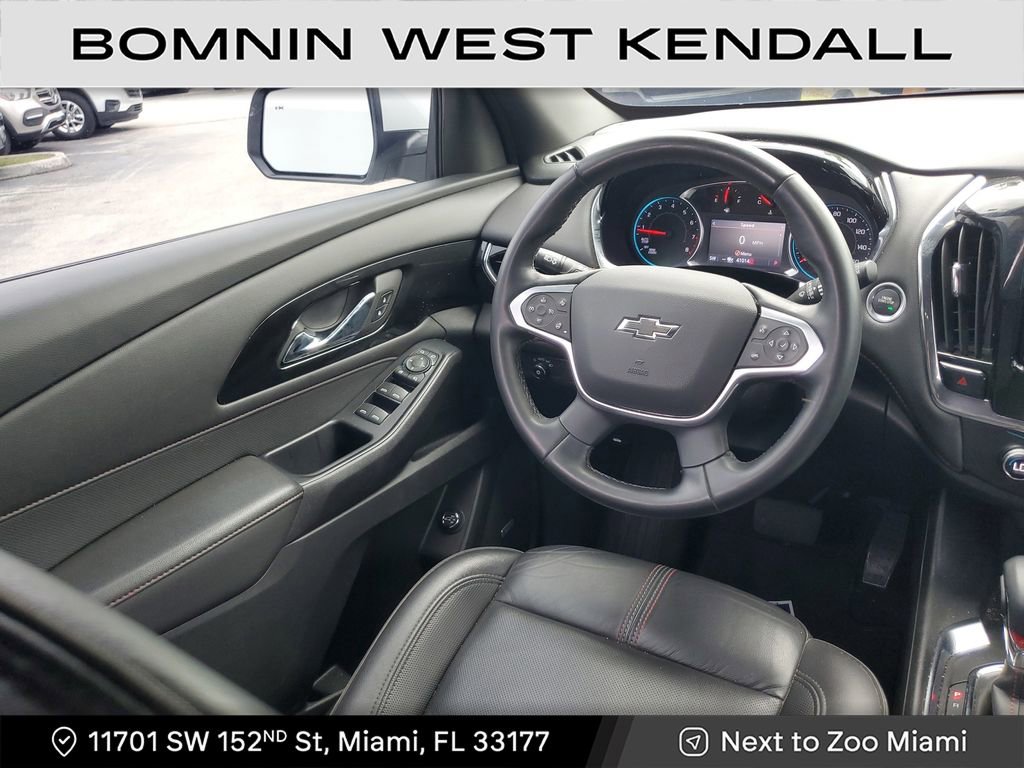 Used 2023 Chevrolet Traverse RS image 16