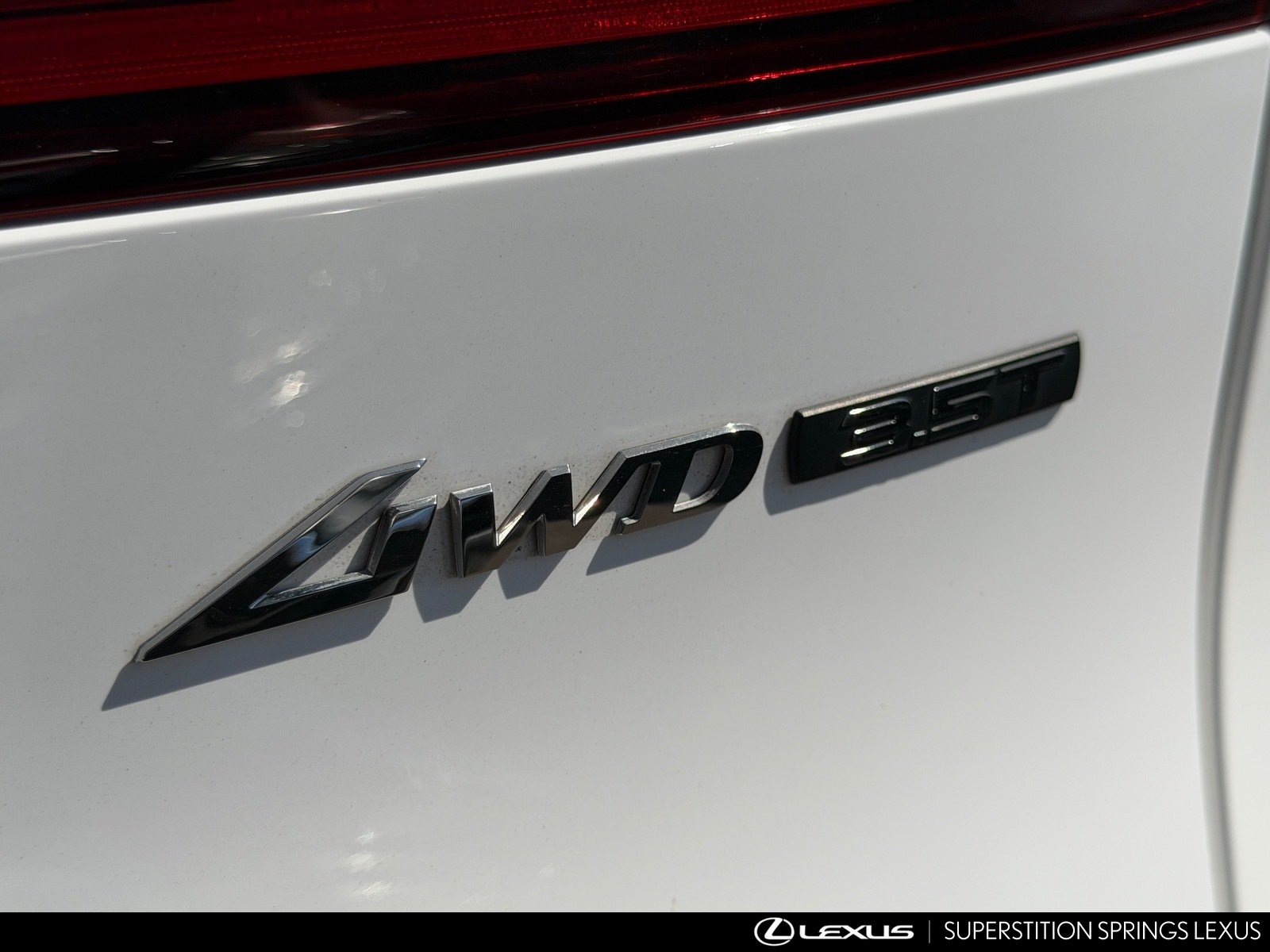 Used 2022 Genesis GV70 3.5T Sport w/ Sport Prestige Package AWD/4WD image 11