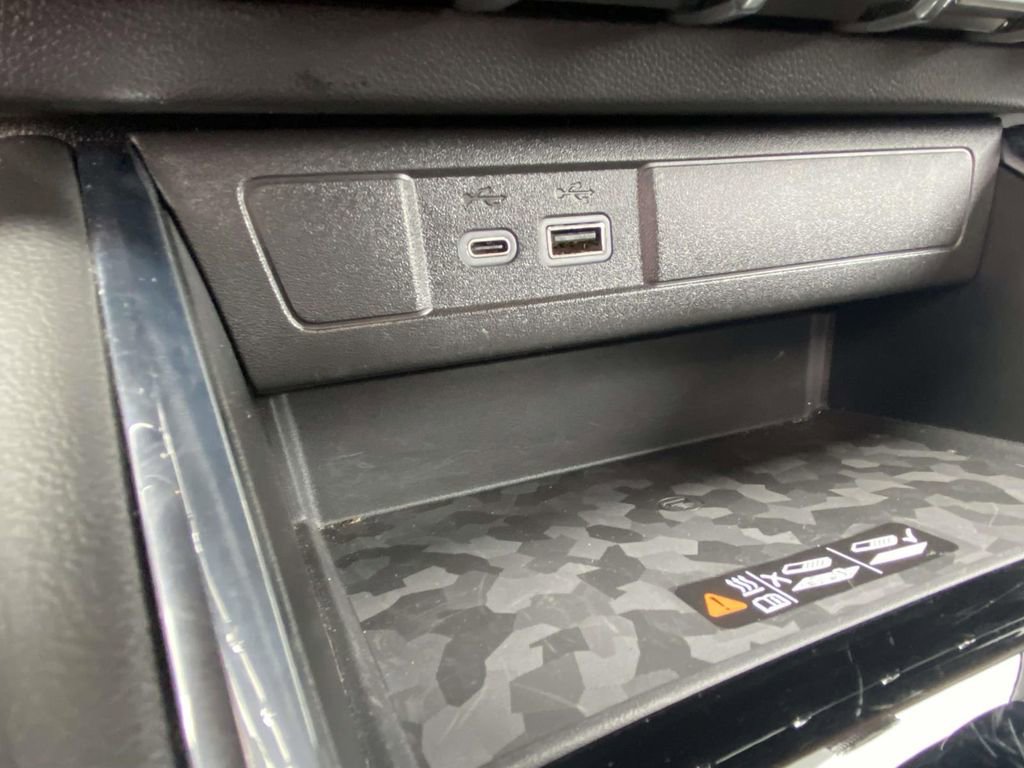 Used 2023 GMC Canyon AT4 w/ AT4 Premium Package image 21