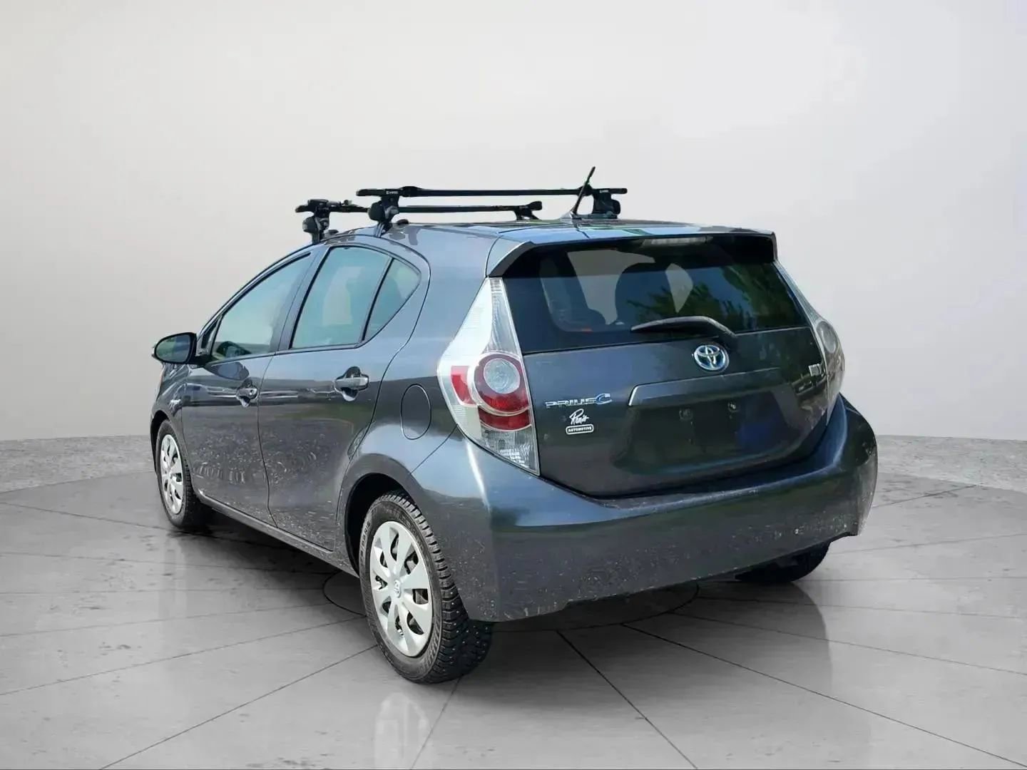 Used 2014 Toyota Prius C Two image 6