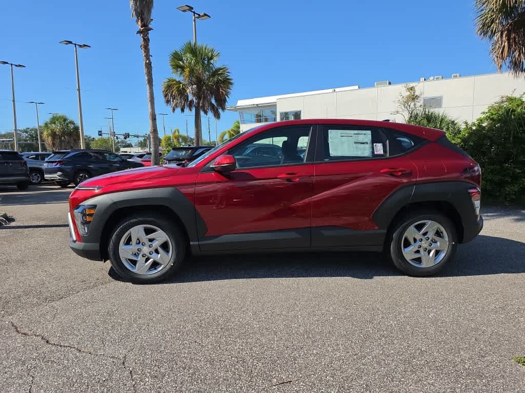 New 2027 Hyundai Kona SE FWD image 3