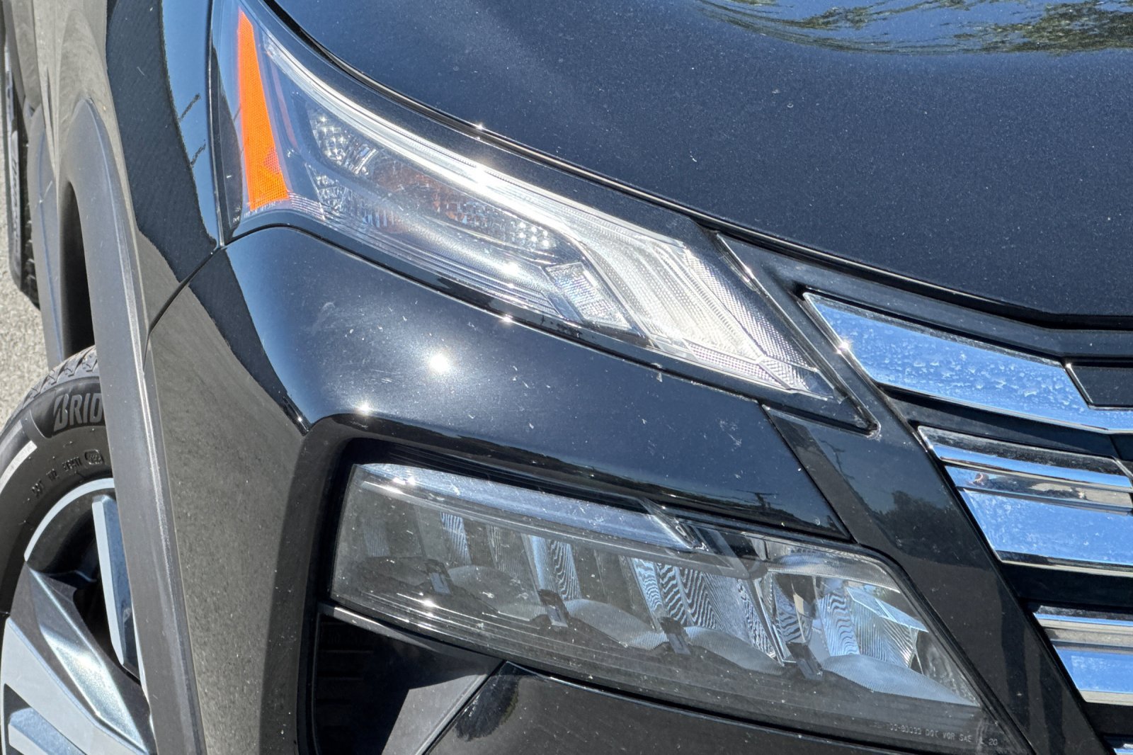 Used 2024 Nissan Rogue SL AWD/4WD image 47