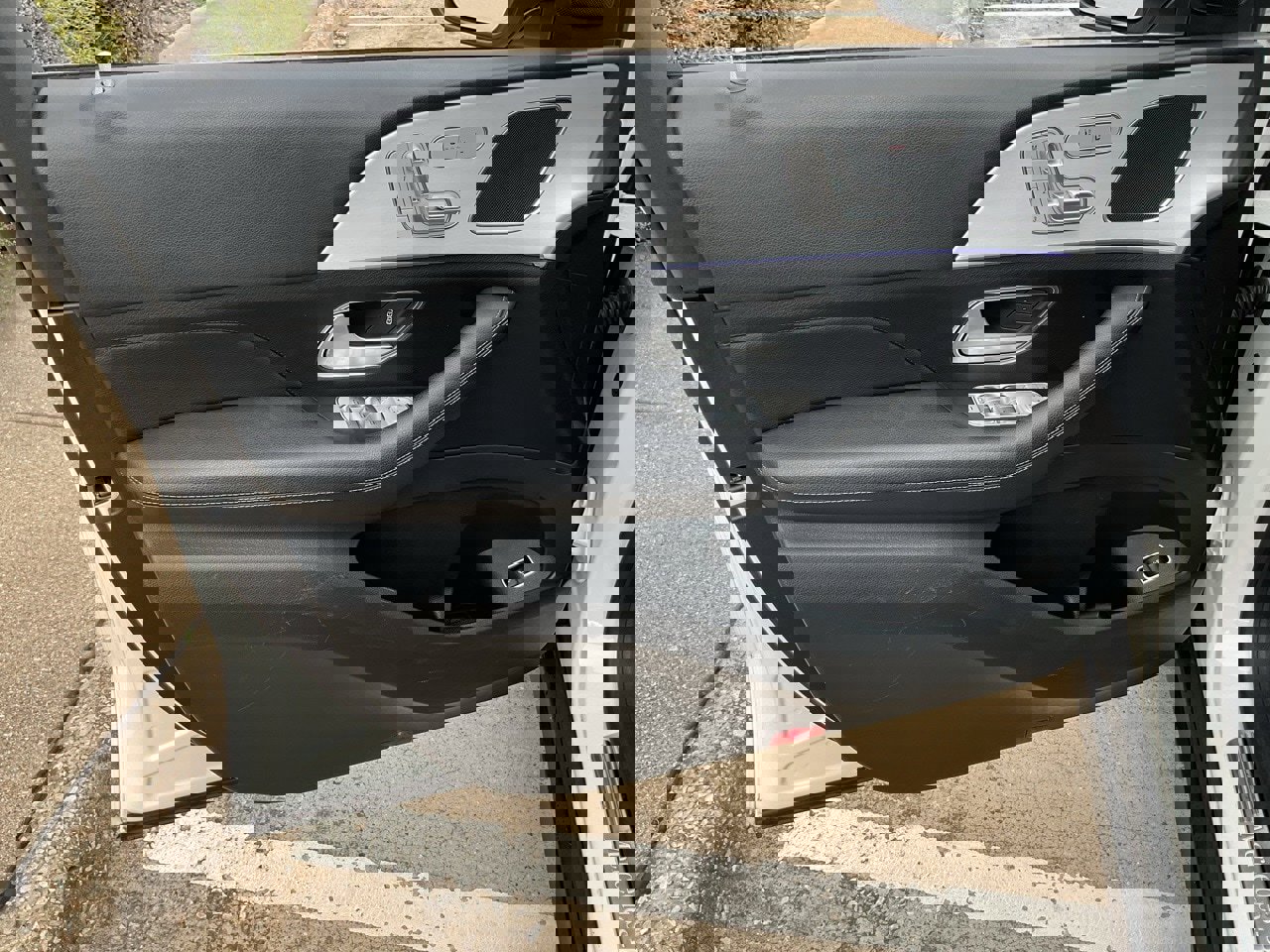 Used 2024 Mercedes-Benz GLE 350 4MATIC image 12