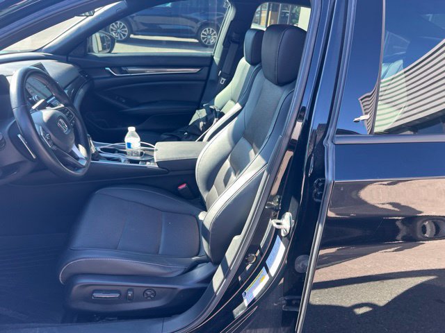 Used 2019 Honda Accord Sport image 5