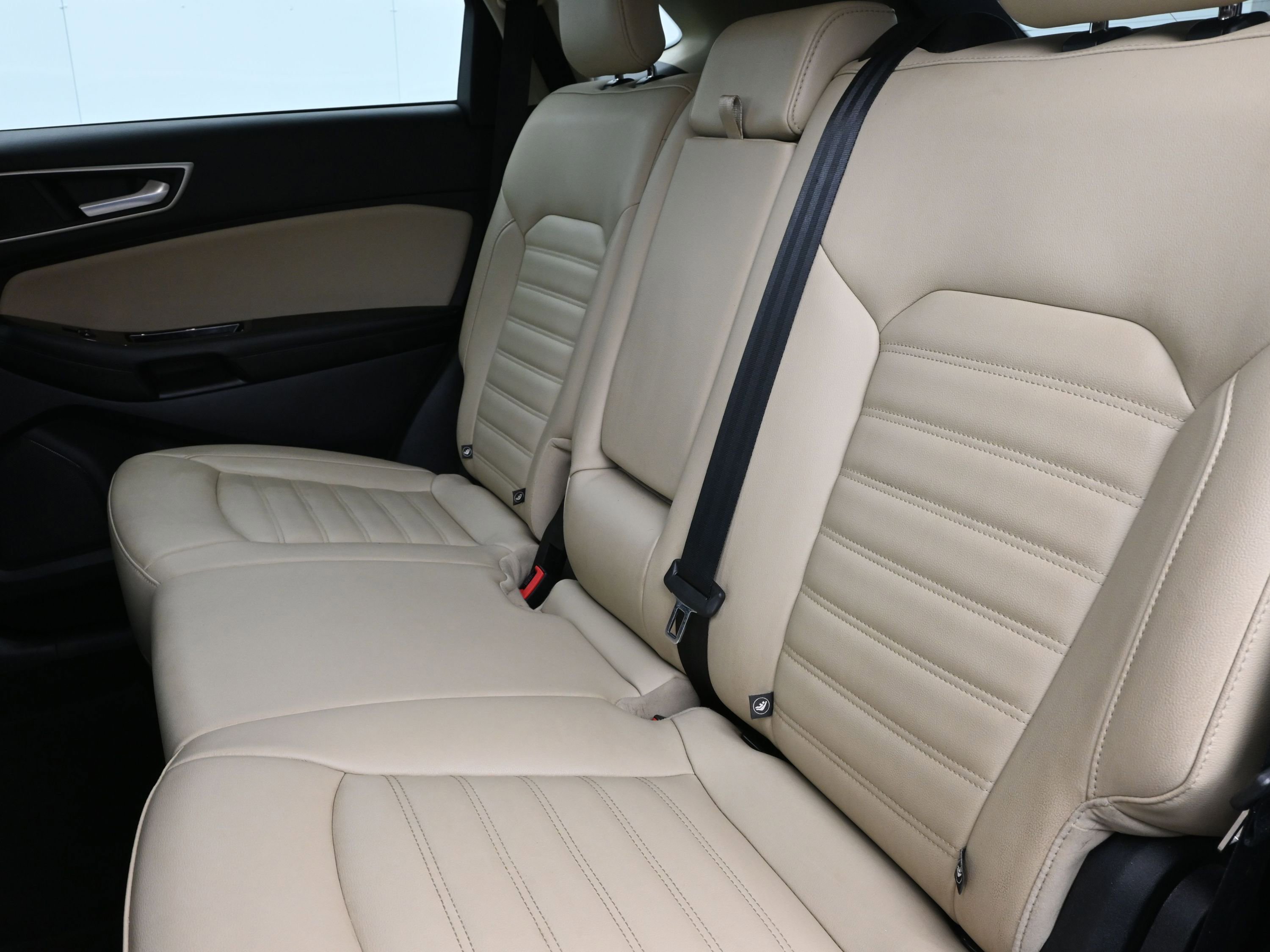 Used 2020 Ford Edge SEL image 22