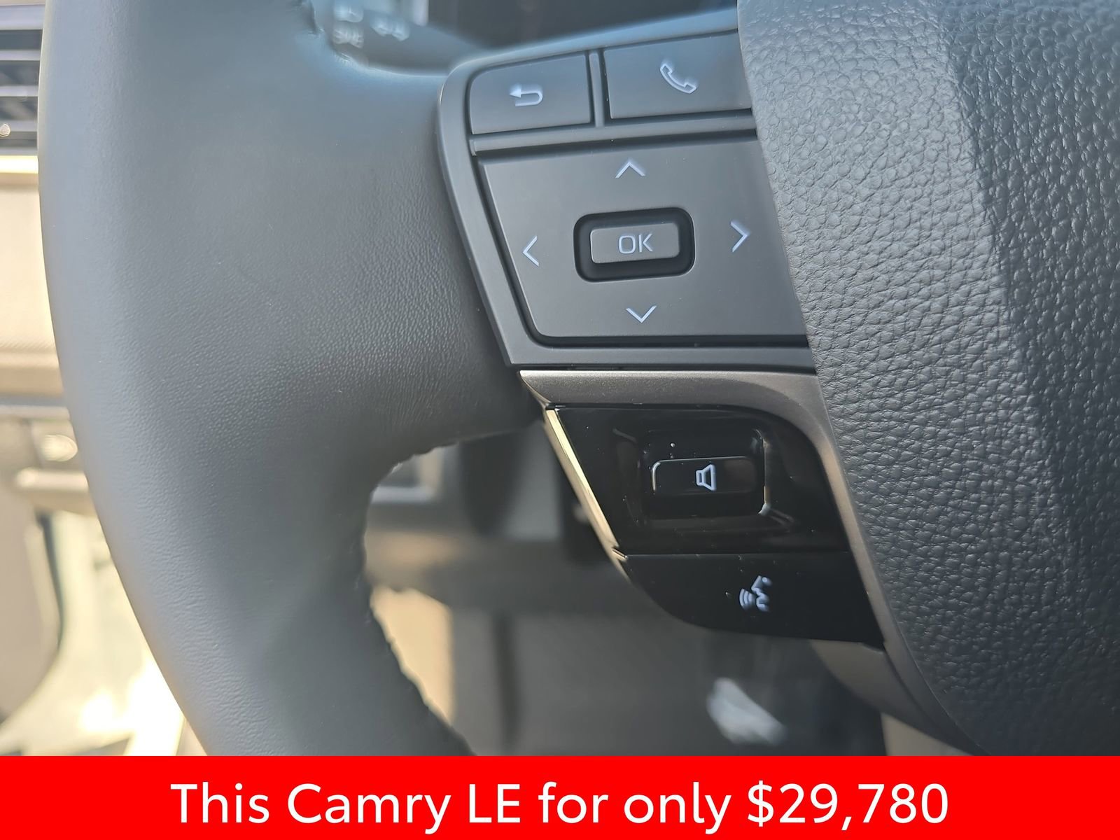 Used 2026 Toyota Camry LE w/ Convenience Package FWD image 22