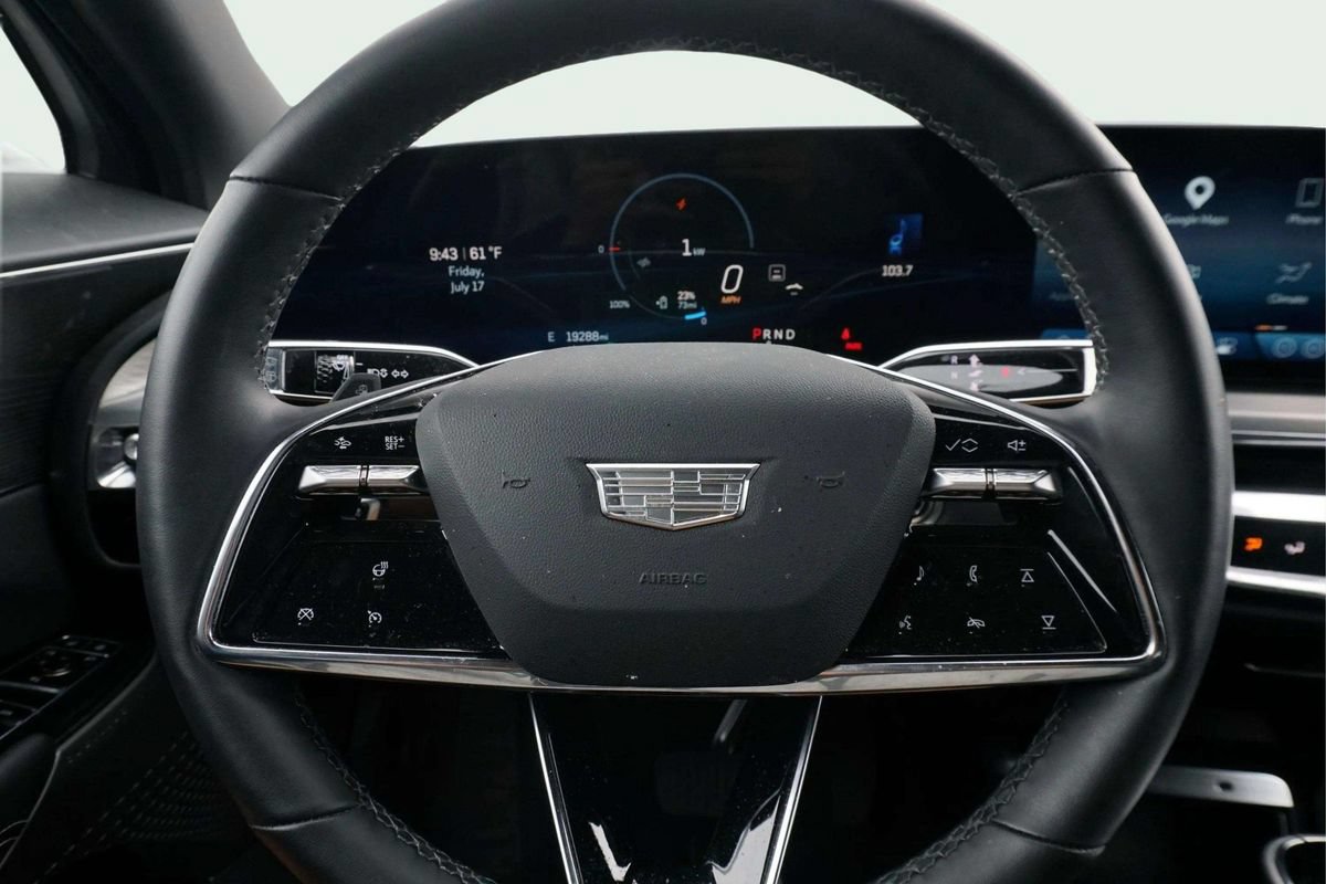 Used 2024 Cadillac Lyriq Luxury RWD image 29