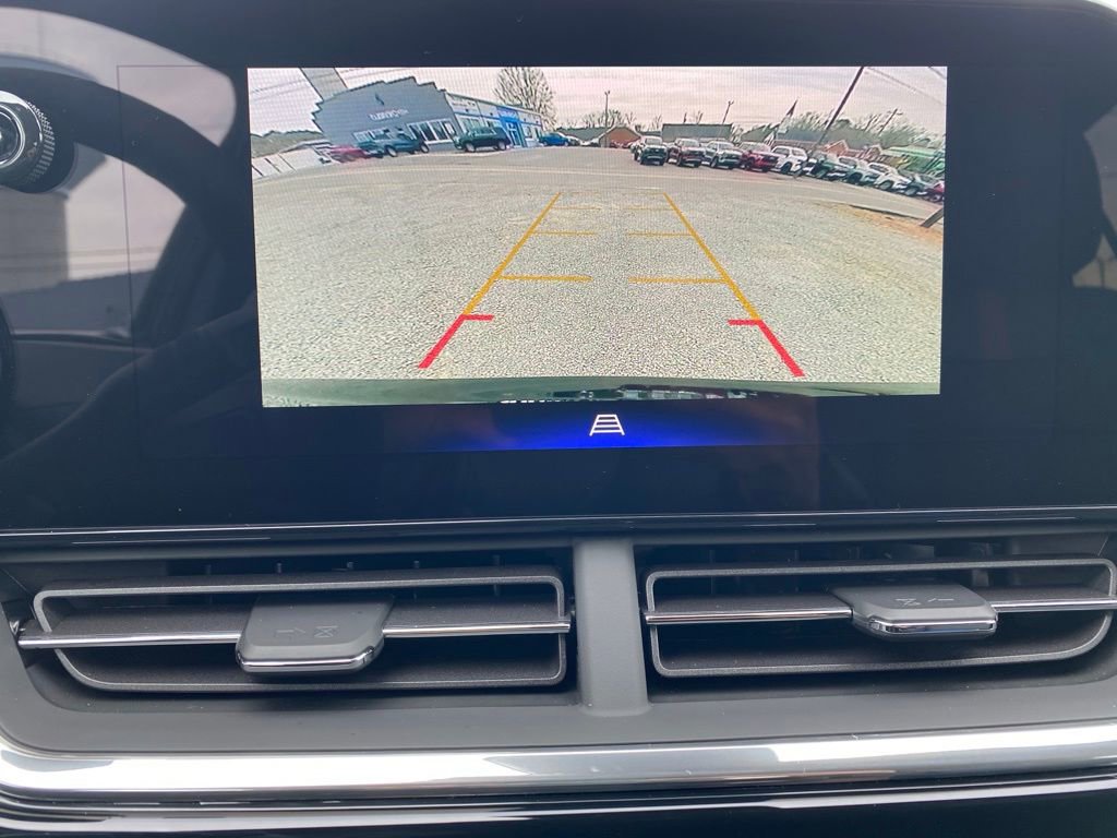 New 2026 Chevrolet Trax RS w/ Sunroof Package FWD image 14