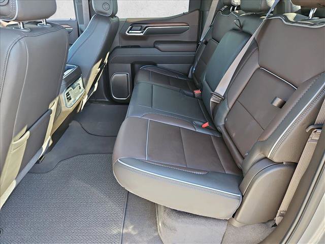 Used 2025 GMC Sierra 1500 Denali AWD/4WD image 18