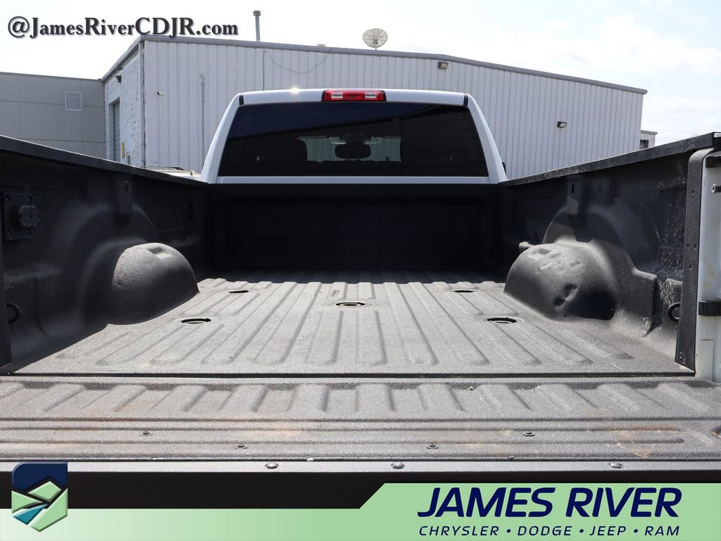 Used 2024 RAM 3500 Big Horn AWD/4WD image 14