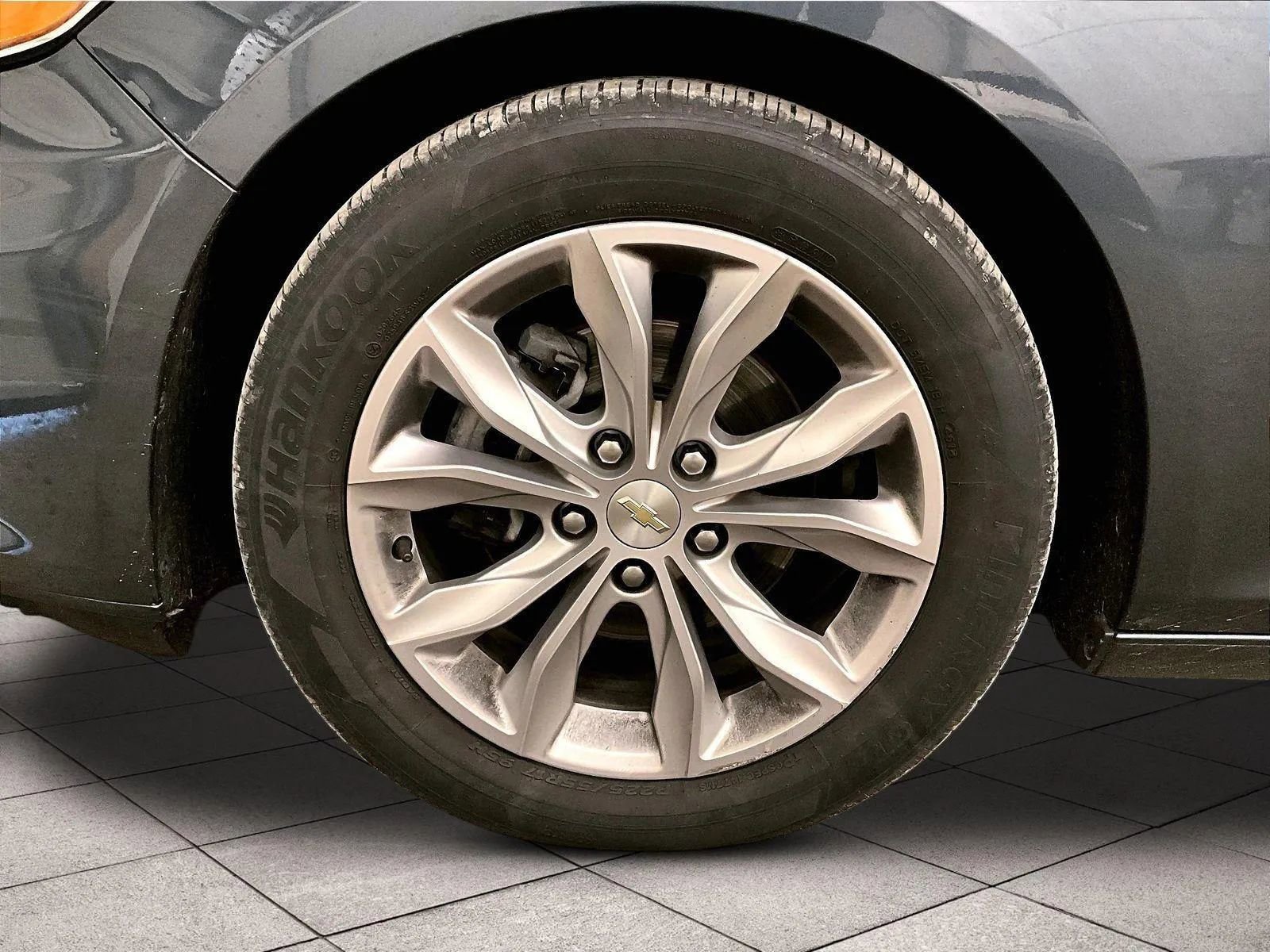 Used 2019 Chevrolet Malibu LT w/ Leather Package image 8