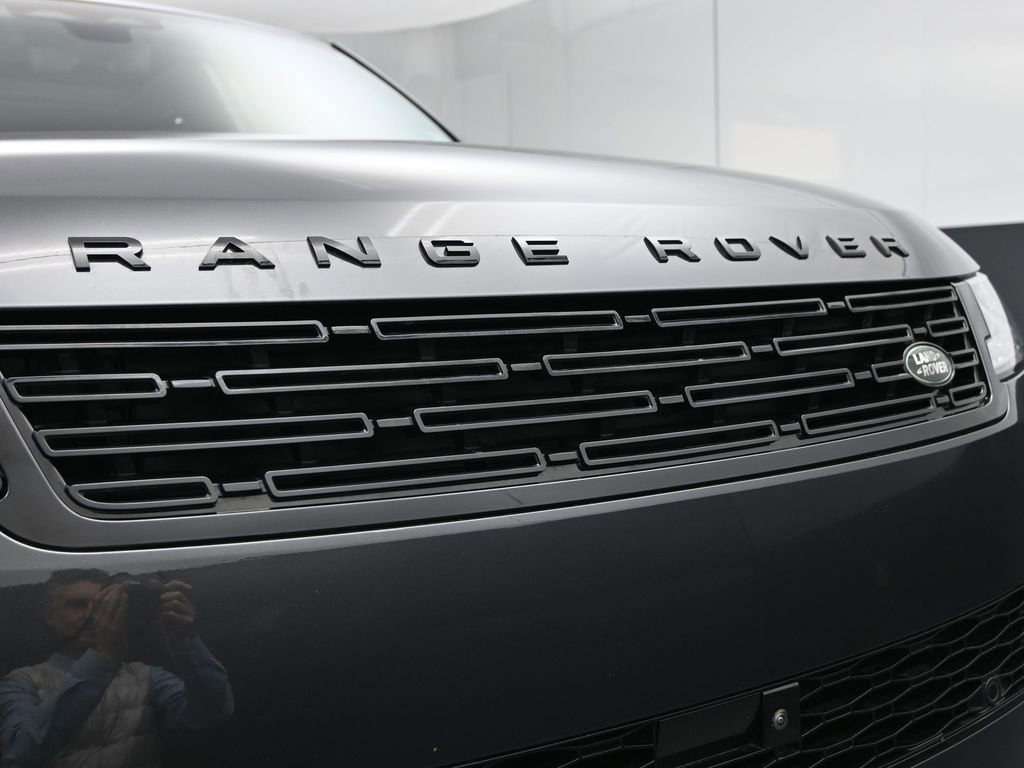 Used 2025 Land Rover Range Rover Sport Autobiography image 13