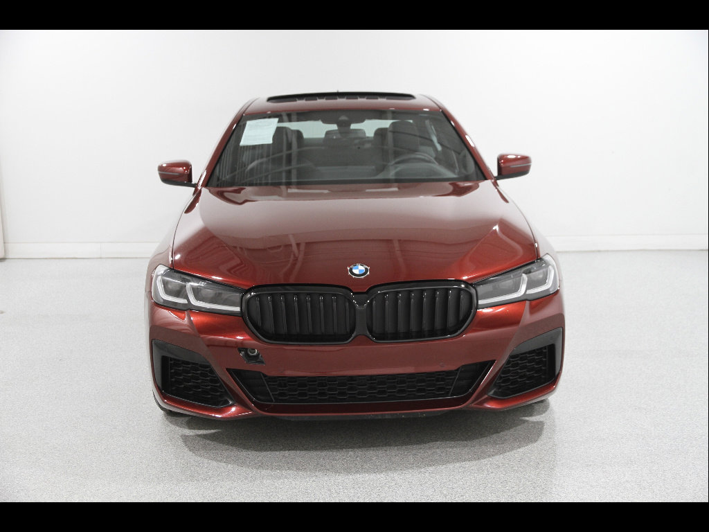Certified 2023 BMW 540i xDrive w/ M Sport Package image 2