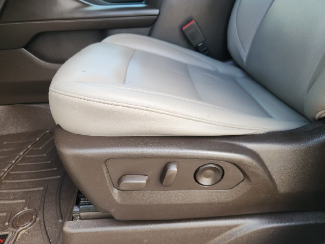 Used 2021 Chevrolet Suburban LT RWD image 23