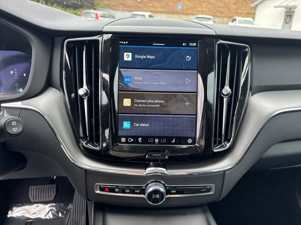 Certified 2025 Volvo XC60 B5 Core w/ Climate Package image 22