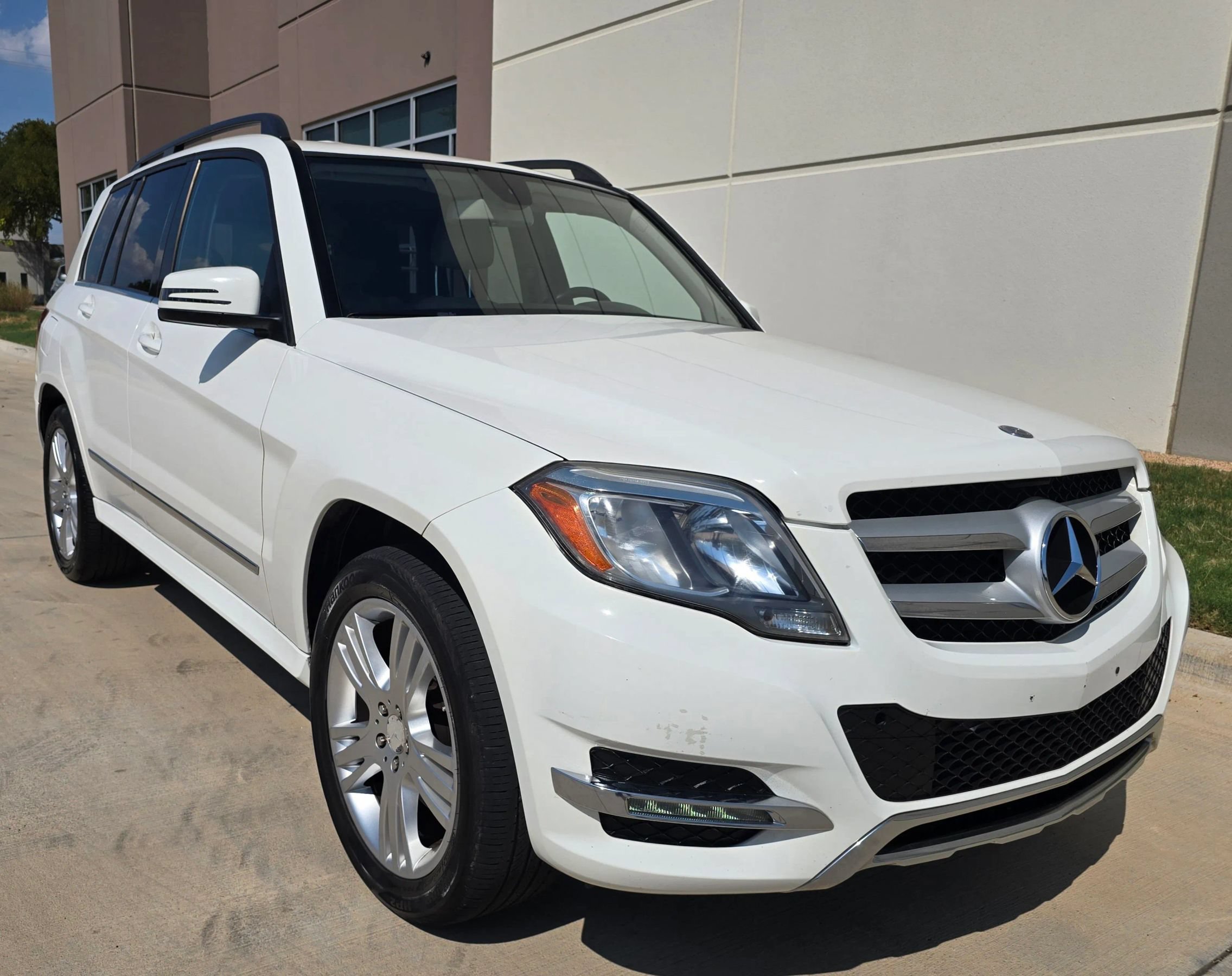 Used 2014 Mercedes-Benz GLK 350 2WD image 4