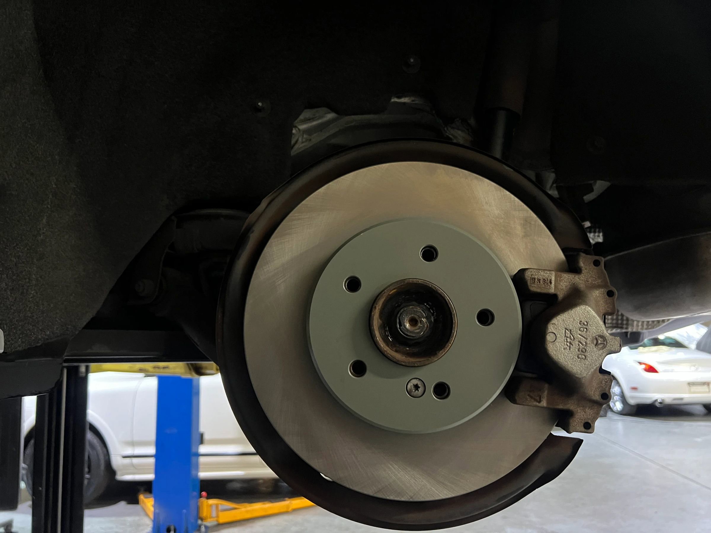 Used 2005 Mercedes-Benz CLK 320 Cabriolet image 96