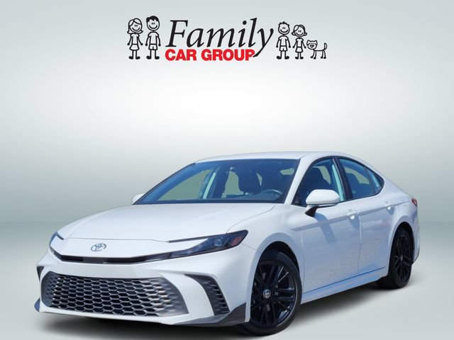 Used 2025 Toyota Camry SE