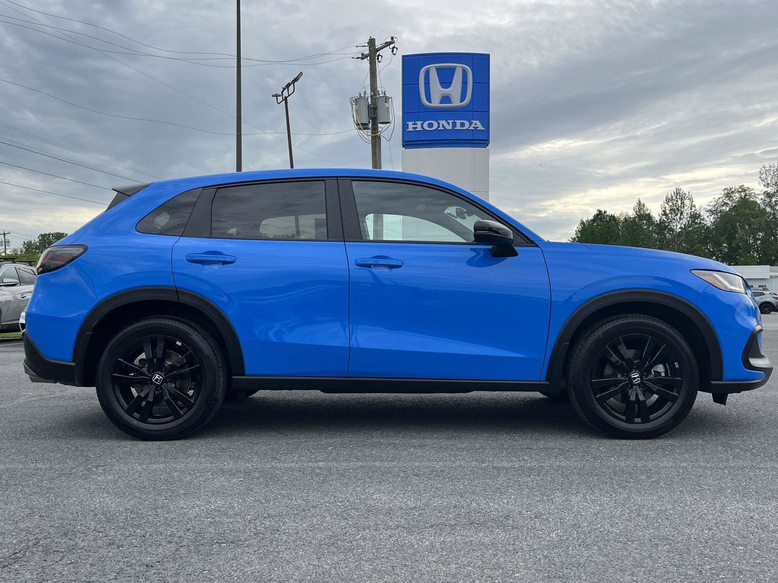 Certified 2026 Honda HR-V Sport image 4