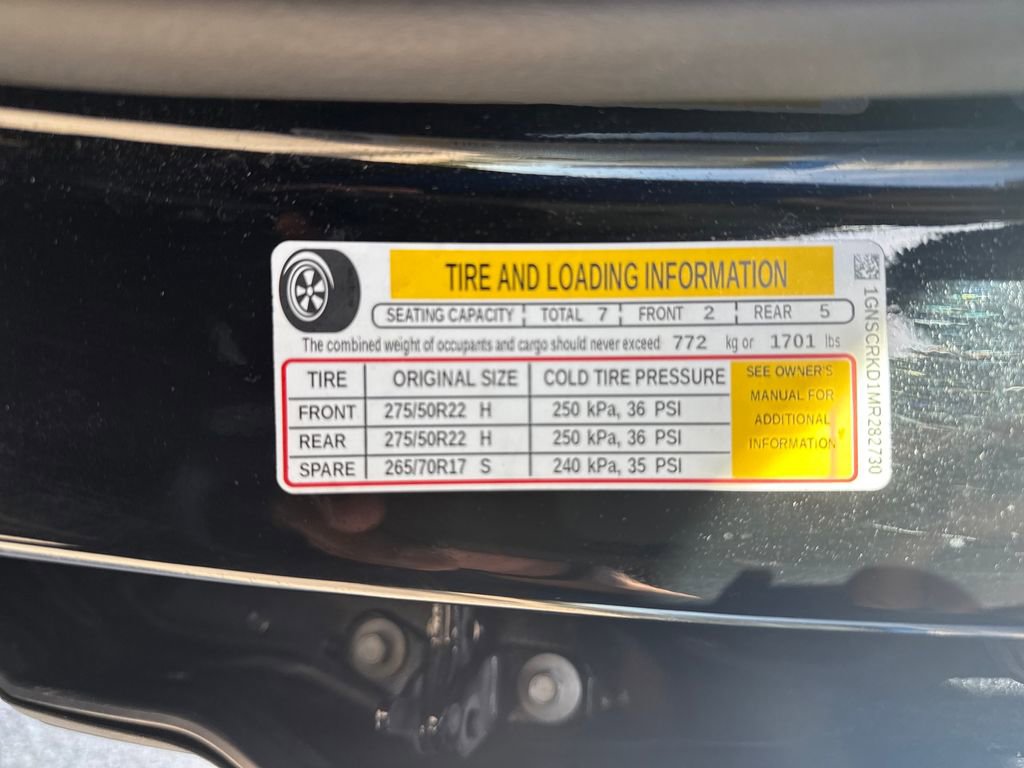 Used 2021 Chevrolet Tahoe RST w/ Luxury Package RWD image 32